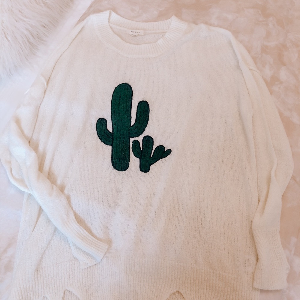 Gilli Cream Crewneck Sweater with Green Cactus Applique SMALL